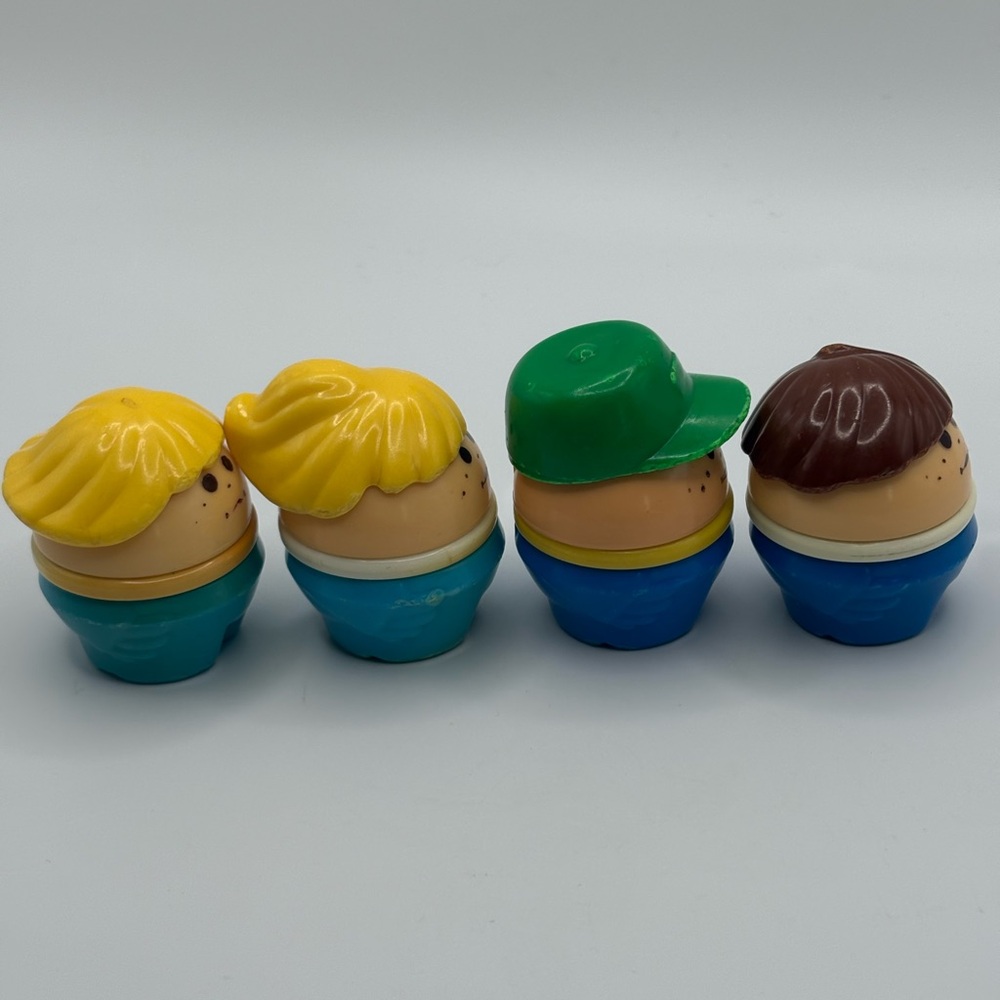 Lot 4 Vintage LITTLE TIKES Toddle Tots Chunky Figures Boy Green Hat Blonde Girl - Picture 2 of 12